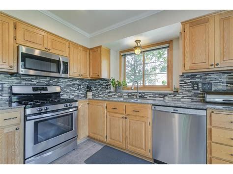 oak cabinets with stainless steel appliances|kitchen remodels with oak cabinets.